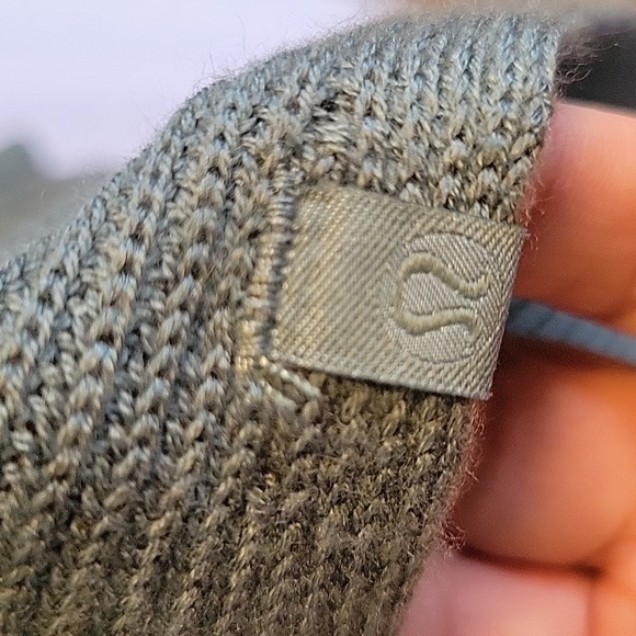 Lululemon - Picture 5 of 7